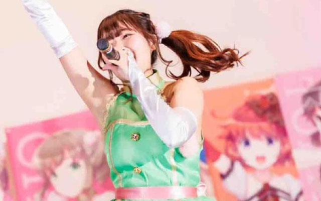 イベントに参加する声優の写真
